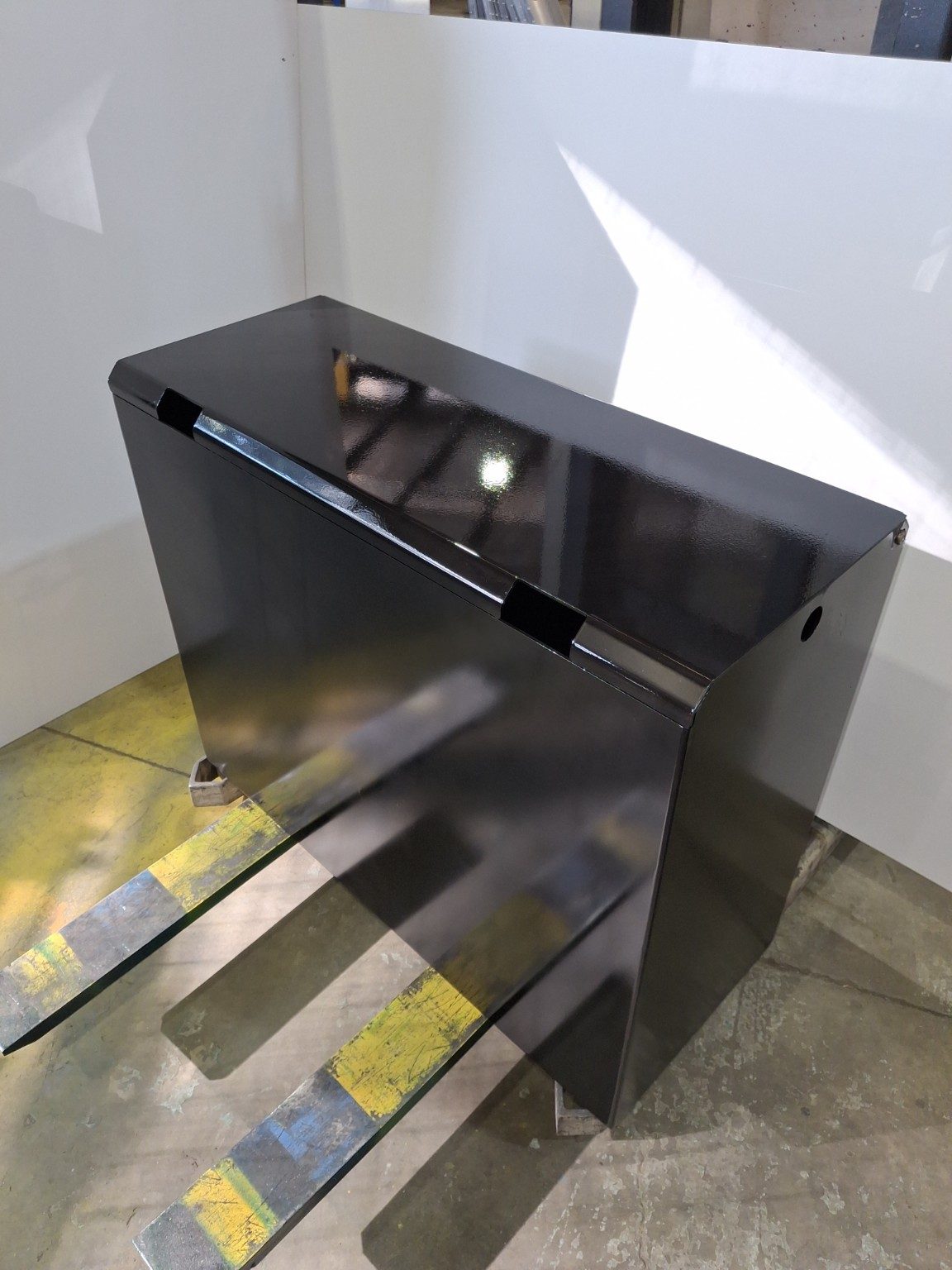 Finished tray with lid at RnD Fabrications